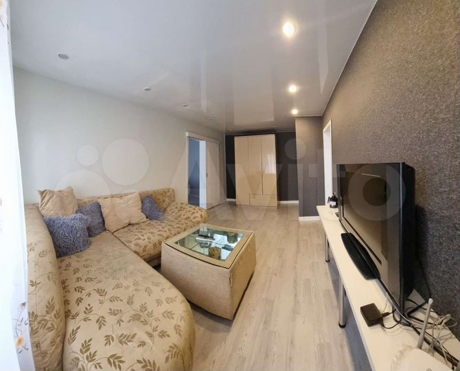 2-к. квартира, 54 м², 1/5 эт.