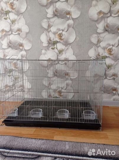 Клетка для крупного попугая