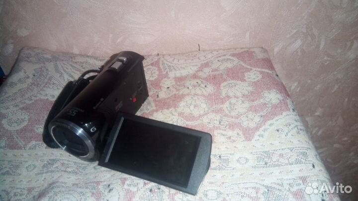 Продам видеокамеру Sony