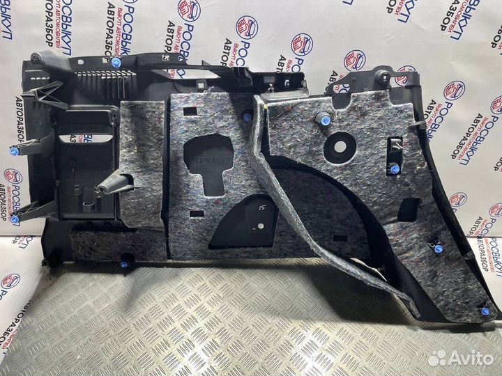 Обшивка багажника Nissan Terrano