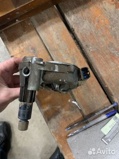 Мотор заднего стеклоочистителя