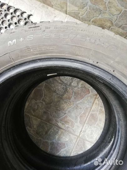 Goodyear Vector 4Seasons 225/50 R17