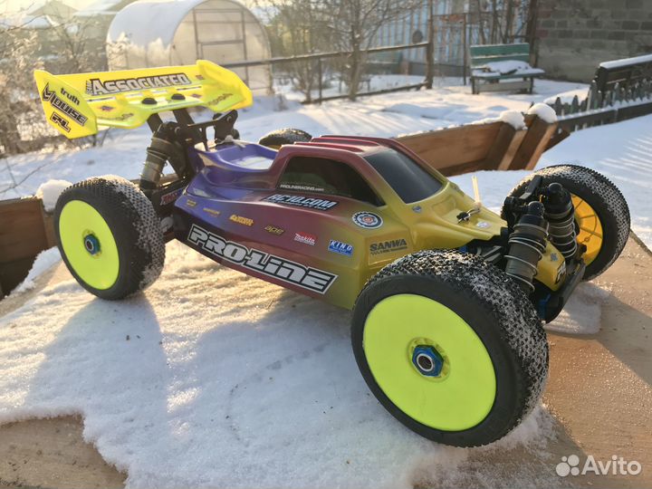 Багги 1/8 электро - Team Associated RC8.2e Absolut