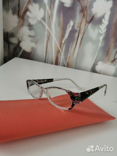 Очки с диоптриями +3,25 новые