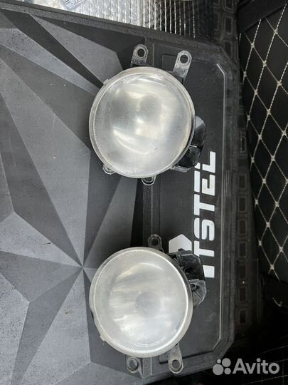 Противотуманки corolla e180