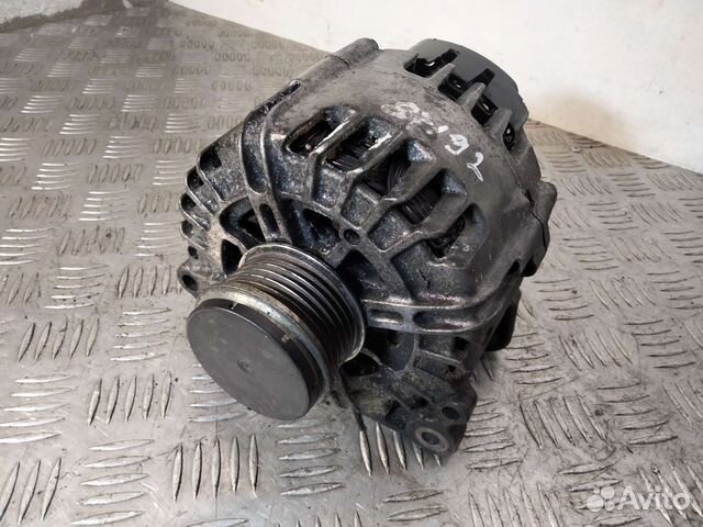 Генератор Audi Q5 A4B8 3.0 дизель 150 а