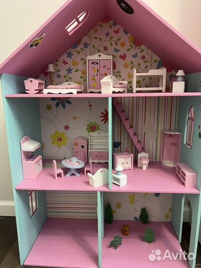 Детский деревянный домик для кукол