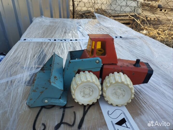 Игрушка СССР трактор бульдозер