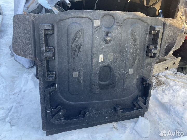 Пол багажника обшивка Chevrolet Cruze