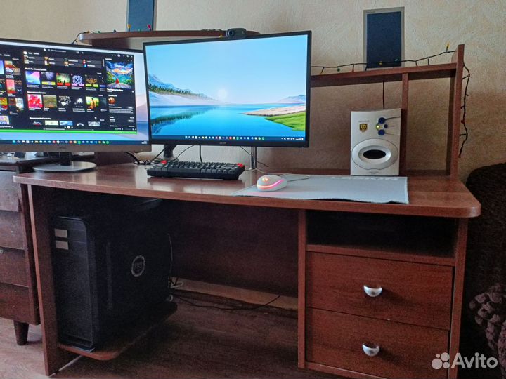 Компьютерный стол бу