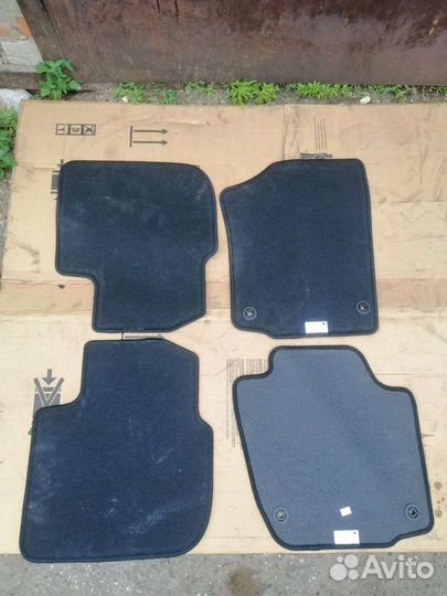 Коврики для автомобиля