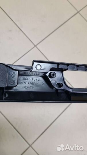 Накладка левой распашной двери Лада Ларгус