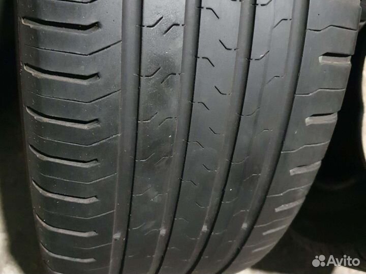 Continental ContiEcoContact 5 215/55 R17 94V
