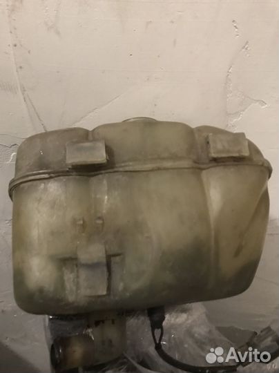 Расширительный бачок Volvo