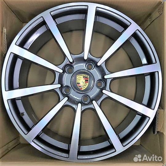 Диски на Porsche Panamera Порше Панамера R20