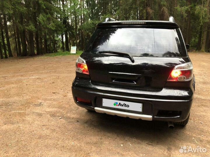 Mitsubishi Outlander 2.4 МТ, 2006, 195 348 км