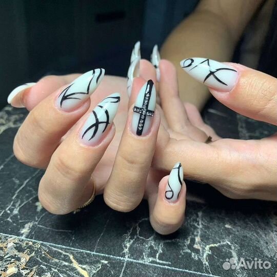 Маникюр, наращивание, укрепление, шеллак