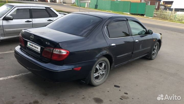 Nissan Maxima 2.0 МТ, 2002, 350 000 км