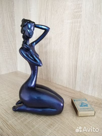 Статуэтки Сувениры