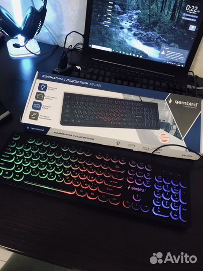 Игровая клавиатура с подсветкой