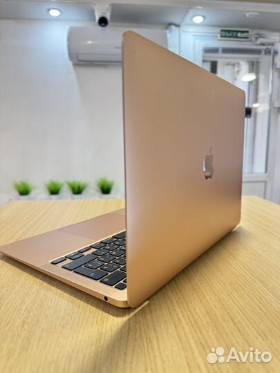 MacBook Air M1 16/512gb Gold