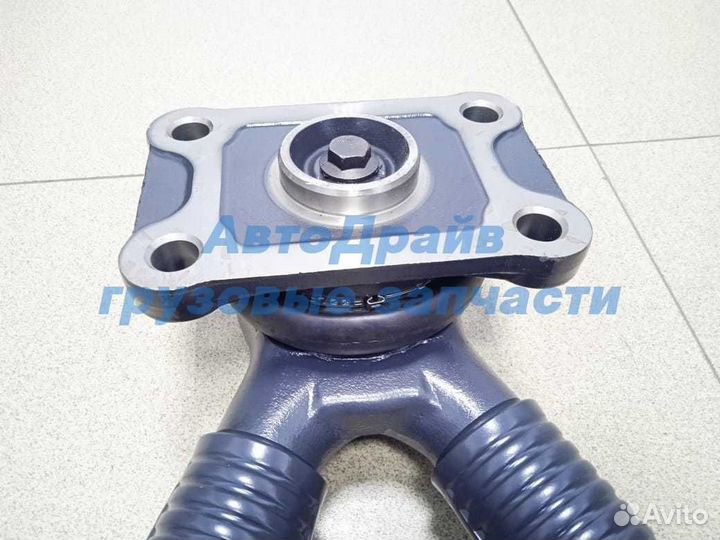 Реактивная тяга Вольво FH FM задняя V-образная