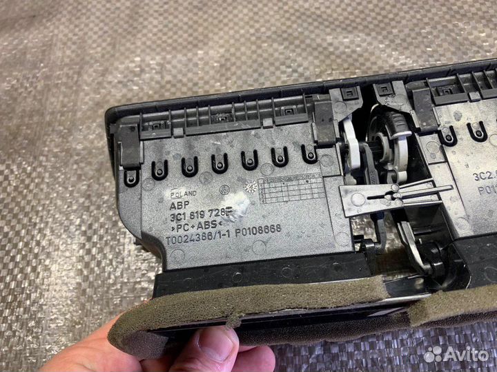 Дефлектор обдува салона Volkswagen Passat CC 2012