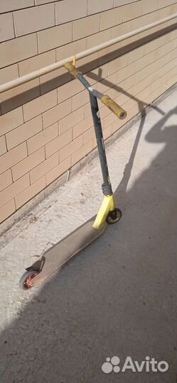 Трюковой самокат