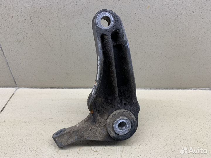 Кронштейн кпп Focus II 2008-2011