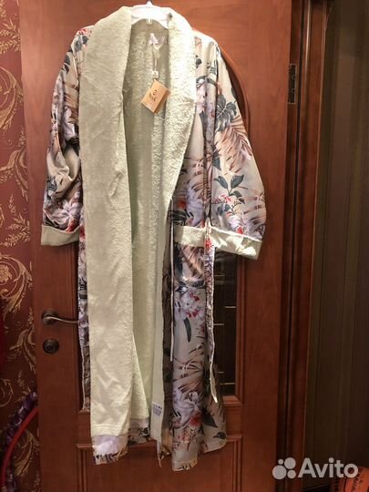 Халат женский шелковый теплый