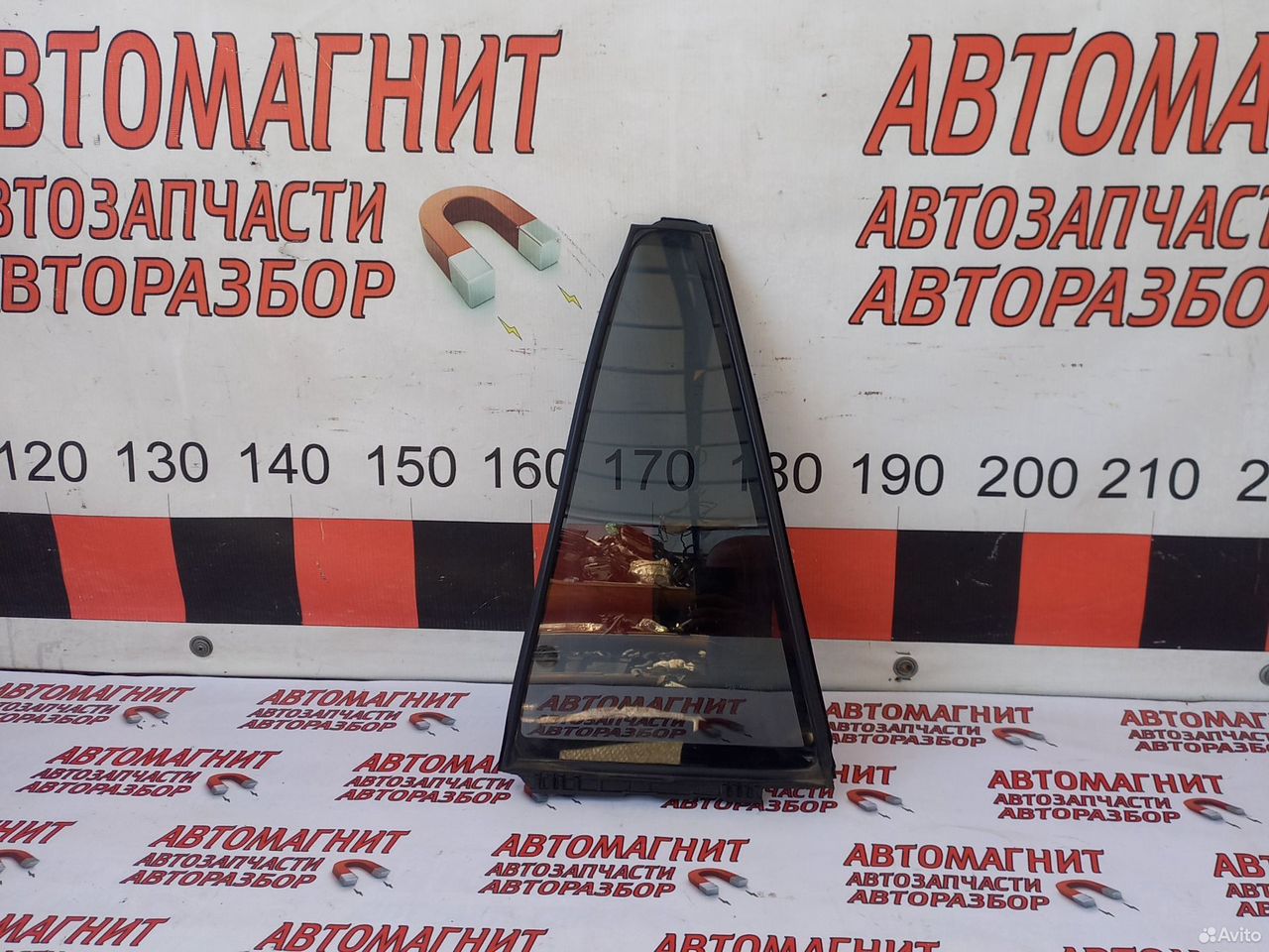 Форточка задняя левая Тойота Рав 4 50