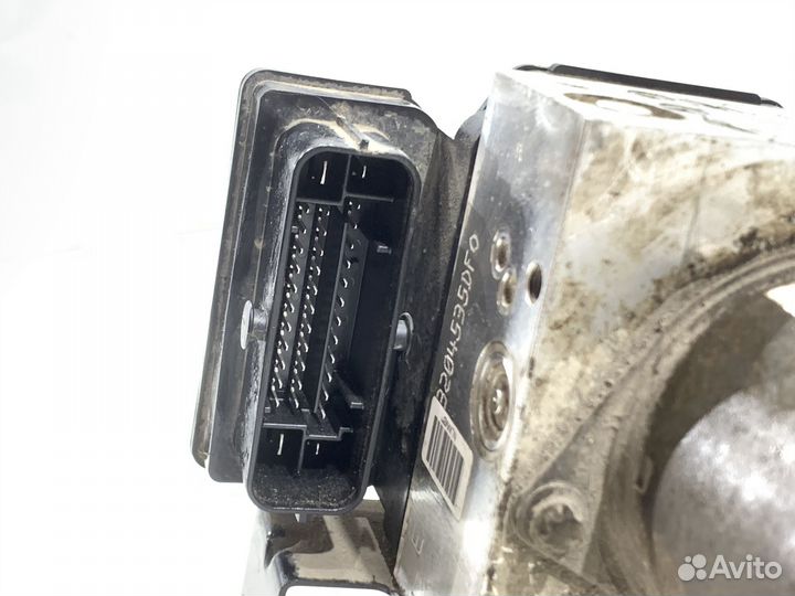 Блок ABS Audi Q3 8U