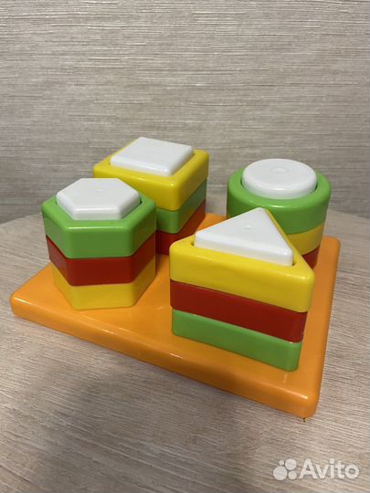 Развивающие игрушки