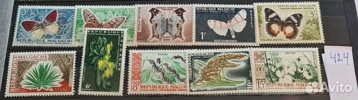 Марки, в основном **. колонии фауна Полные серии