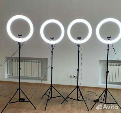 Кольцевая лампа со штативом. Новые. Разные размеры
