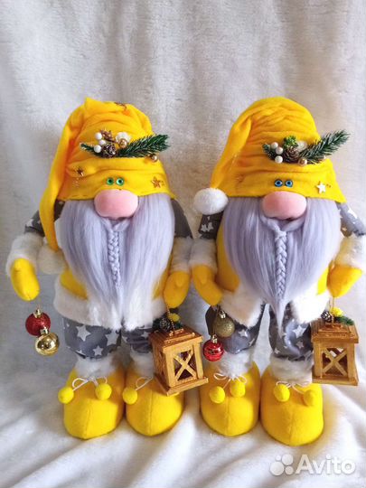Новогодние игрушки. Гномы