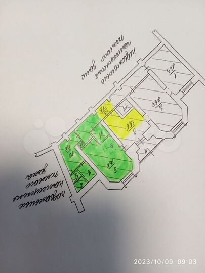 Торговая площадь, 65 м²