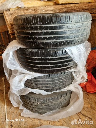 Continental ContiPremierContact 215/55 R17