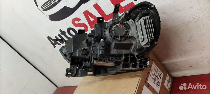 Фара передняя правая Haval F7