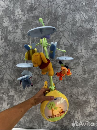 Мобиль Винни пух. Tommy disney