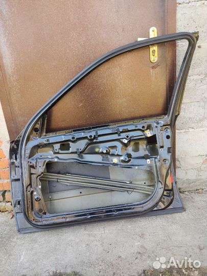 Дверь передняя правая bmw 5 e39