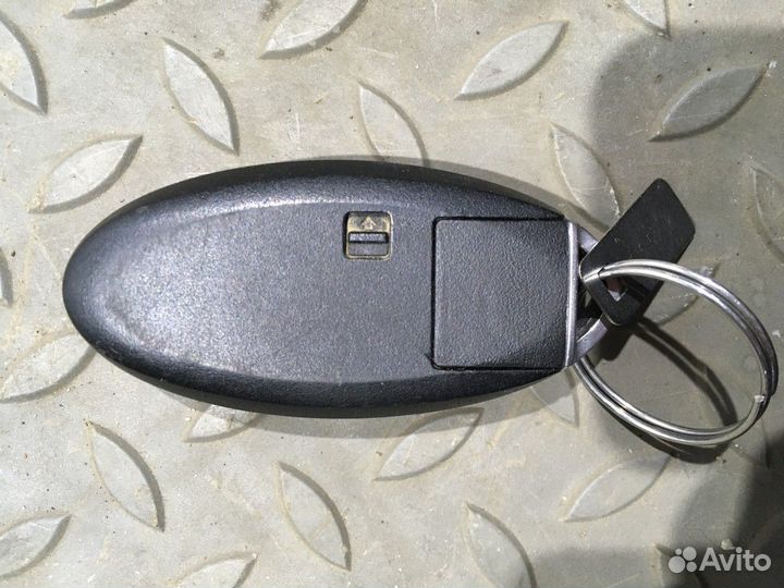 Ключ зажигания (Infiniti QX56)