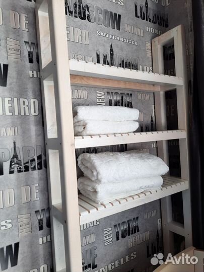 Стеллаж для ванной комнаты