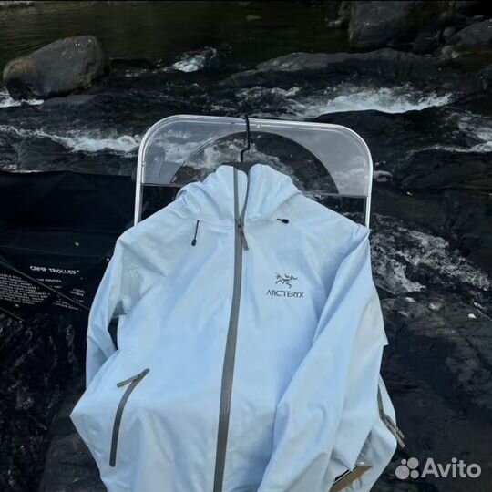 Ветровка Arcteryx alpha sv gore-tex