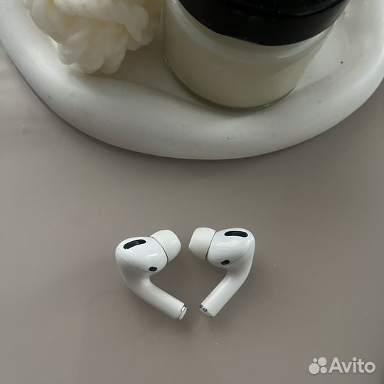 Airpods pro наушник правый и левый оригинал
