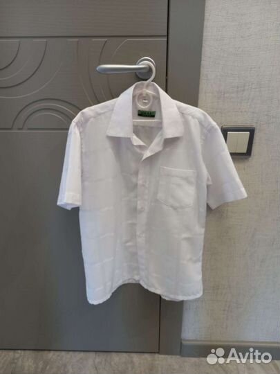 Школьная рубашки