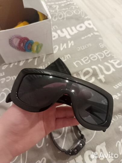 Солнцезащитные очки новые