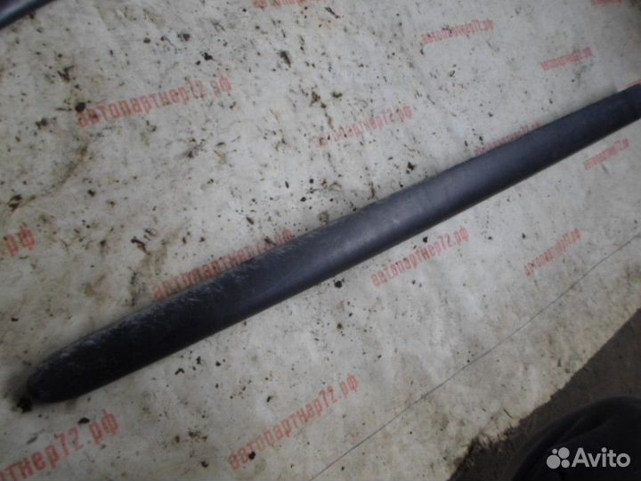 Молдинг двери передней правой Peugeot 200- 206 199