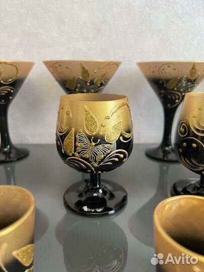 Бокалы из цветного стекла