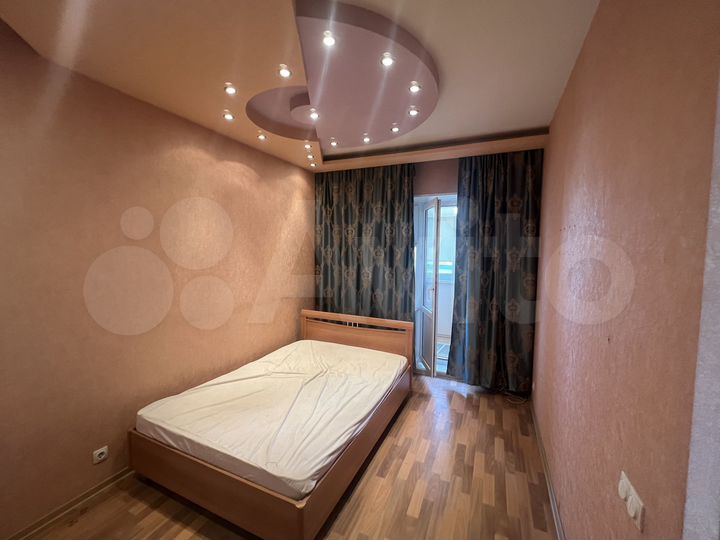 4-к. квартира, 86 м², 6/9 эт.